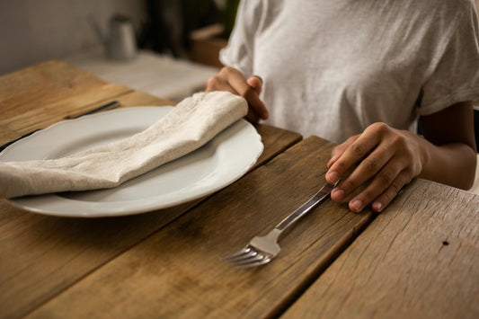 Feast or Fast? Unveiling the Perks and Pitfalls of Intermittent Fasting!